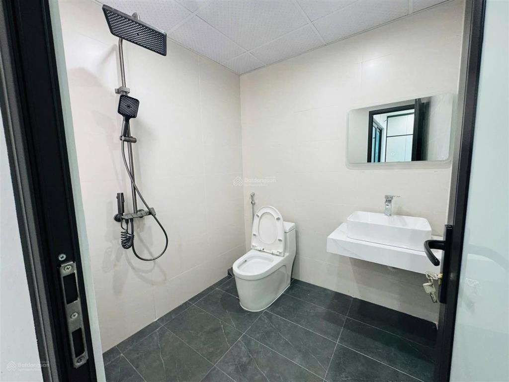 Bán nhà rẻ nhất dương nội 45m2 5 tầng, giá 7.25 tỷ, ngõ thẳng tắp, cách ô tô tránh 50m