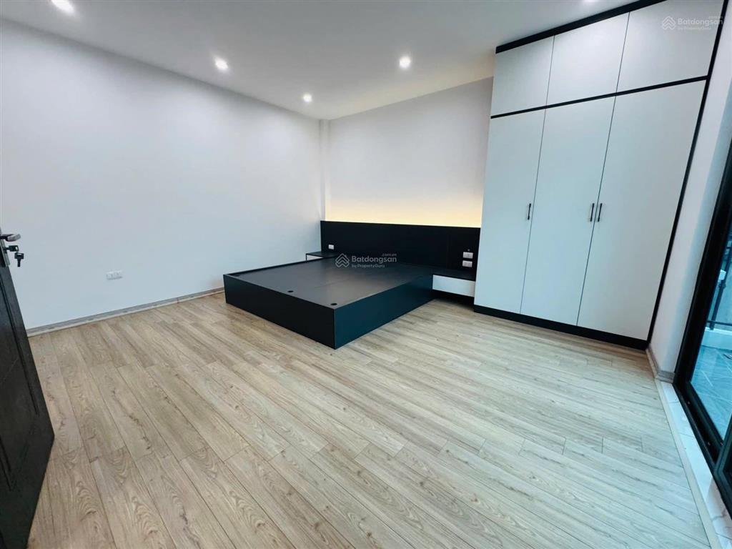 Bán nhà rẻ nhất dương nội 45m2 5 tầng, giá 7.25 tỷ, ngõ thẳng tắp, cách ô tô tránh 50m