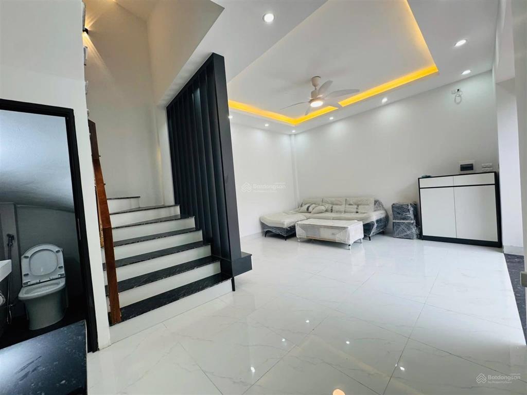 Bán nhà rẻ nhất dương nội 45m2 5 tầng, giá 7.25 tỷ, ngõ thẳng tắp, cách ô tô tránh 50m