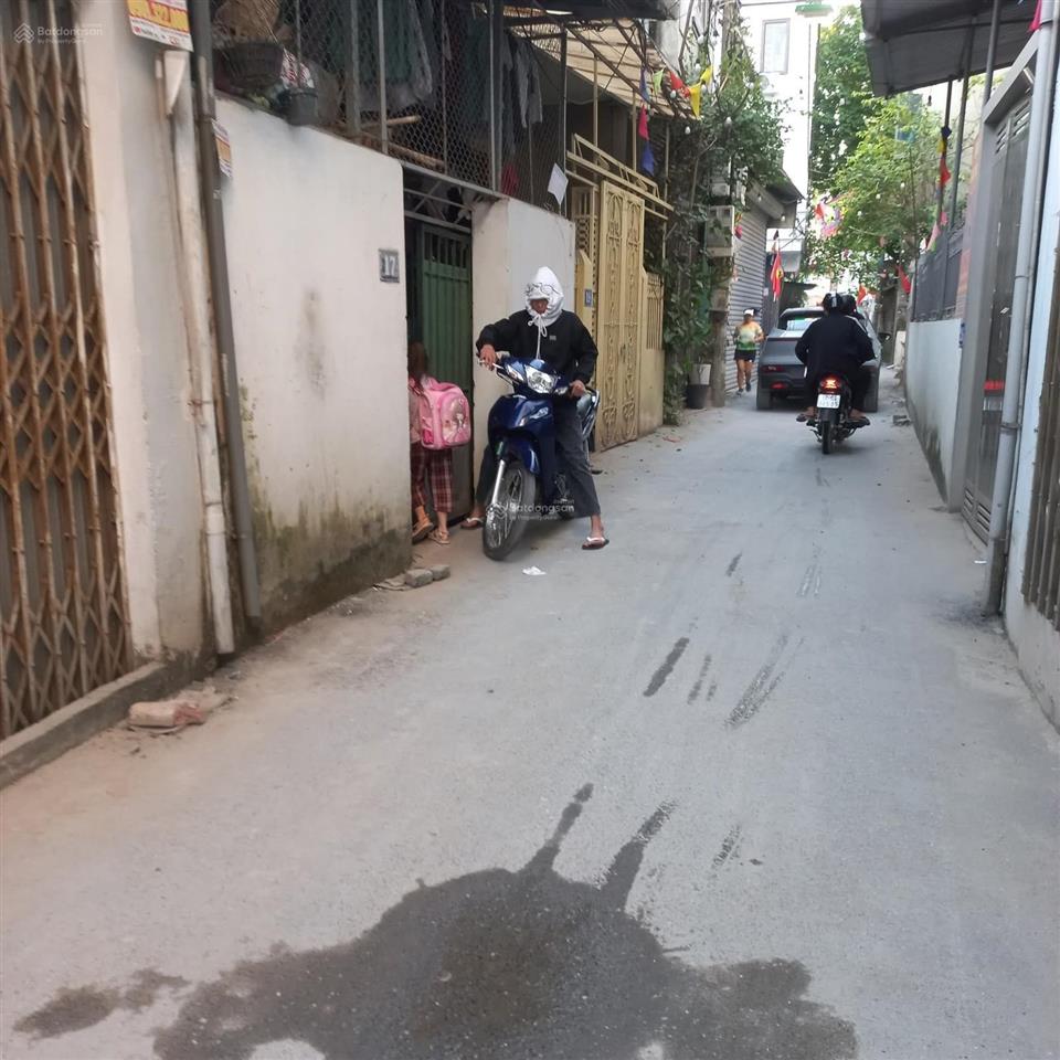 Bán đất xuân phương 30m2 giá 4.2 tỷ có thương lượng.