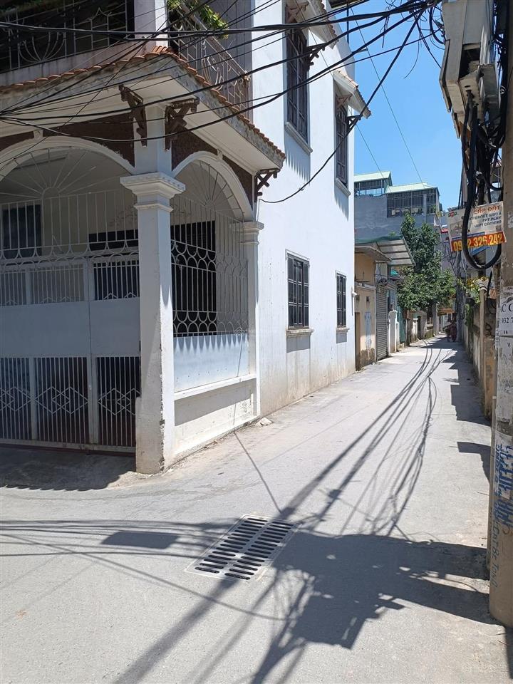 Bán đất xuân phương 38m2 lô góc giá 5.1 tỷ có thương lượng.
