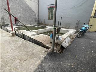 Bán đất ngõ 180 tây mỗ 60m2 mặt tiền 7m giá 8.4 tỷ có thương lượng.