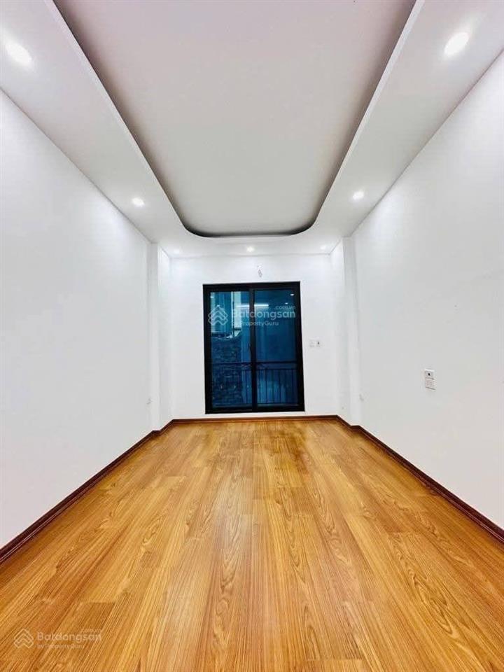 Bán nhà xây mới xuân phương 32m2 5 tầng 2 mặt ngõ trước sau 6 tỷ