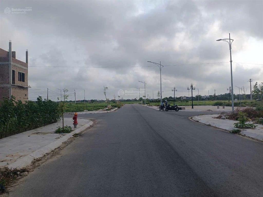 Chính chủ bán lô đất đấu giá tây giang 3, lk5  17, diện tích 90m2, mặt tiền 6m, mặt cắt đường 17m.