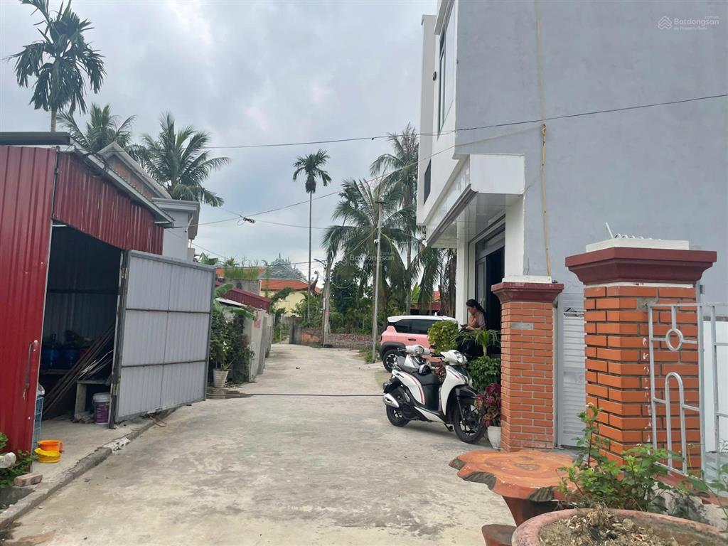 Chủ gửi bán lô đất đẹp tại ngõ 50 phố sông he, ô tô đỗ cửa, cách vinhome chỉ vài chục mét