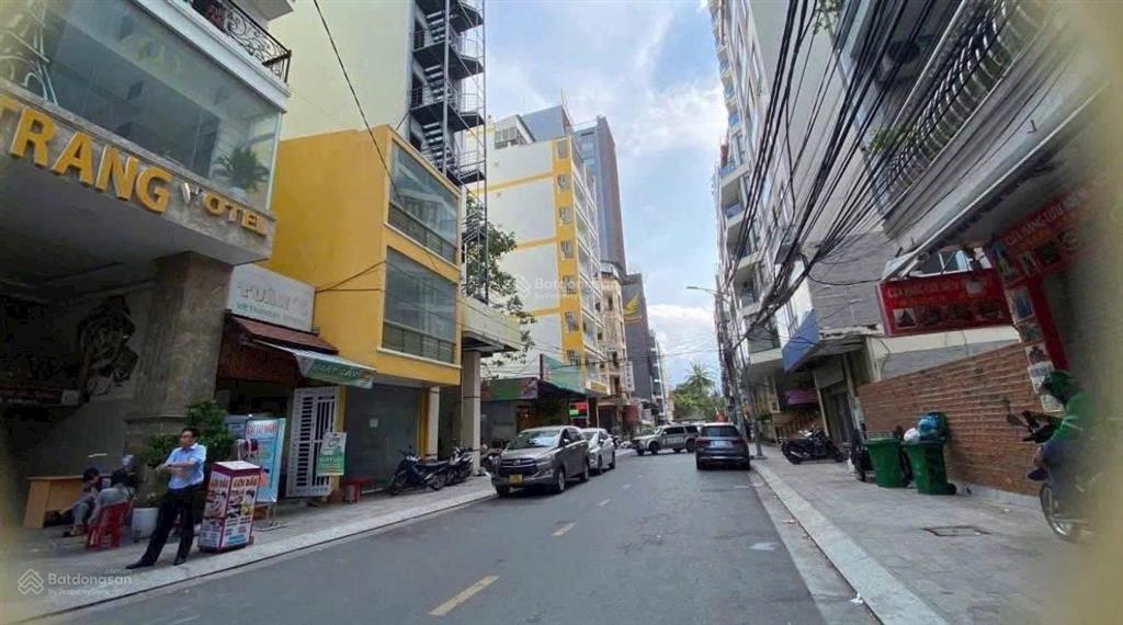 Chỉ 24 tỷ bán khách sạn 7 tầng ngay 96 trần phú, phường lộc thọ , nha trang0964 326 ***