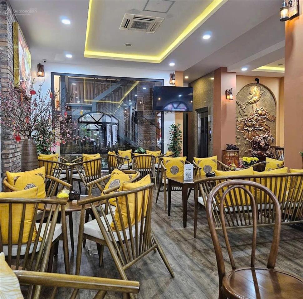 Bán nhà 5 tầng đường nguyễn thiện thuật, phường nha trang 141,5m2 chỉ 54tỷ990 triệu0964 326 ***
