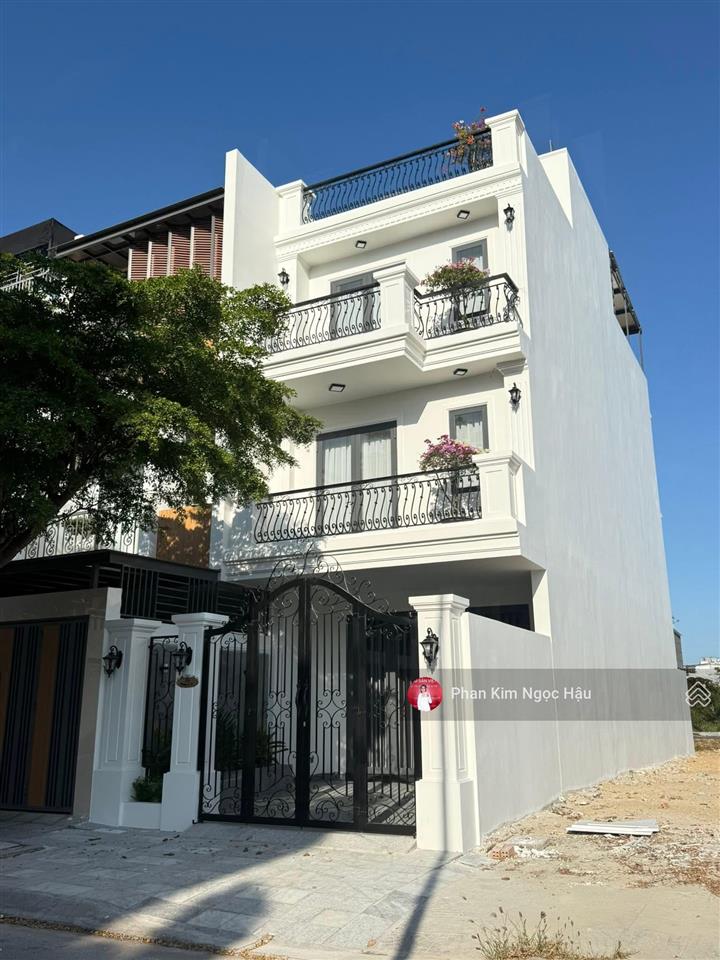 Bán nhà đẹp mới xây 3,5 tầng khu đô thị mỹ gia thái hưng nha trang full nội thất cao cấp