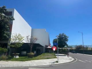 Bán lô góc 185.5m2 gần hồ bơi khu đô thị khép kín mỹ gia gói 8  the capella nha trang.