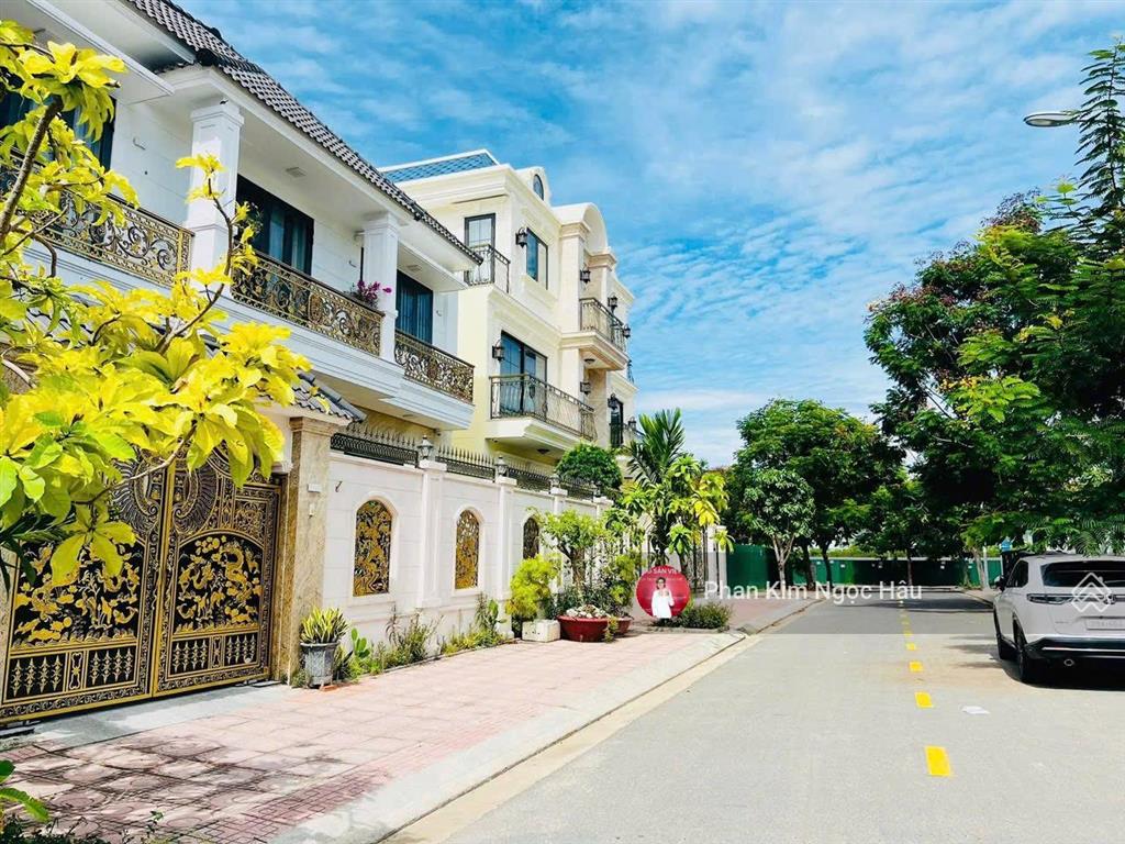 Bán lô đất nền biệt thự khu đô thị hà quang 2 nha trang giá 62 triệu/m2.