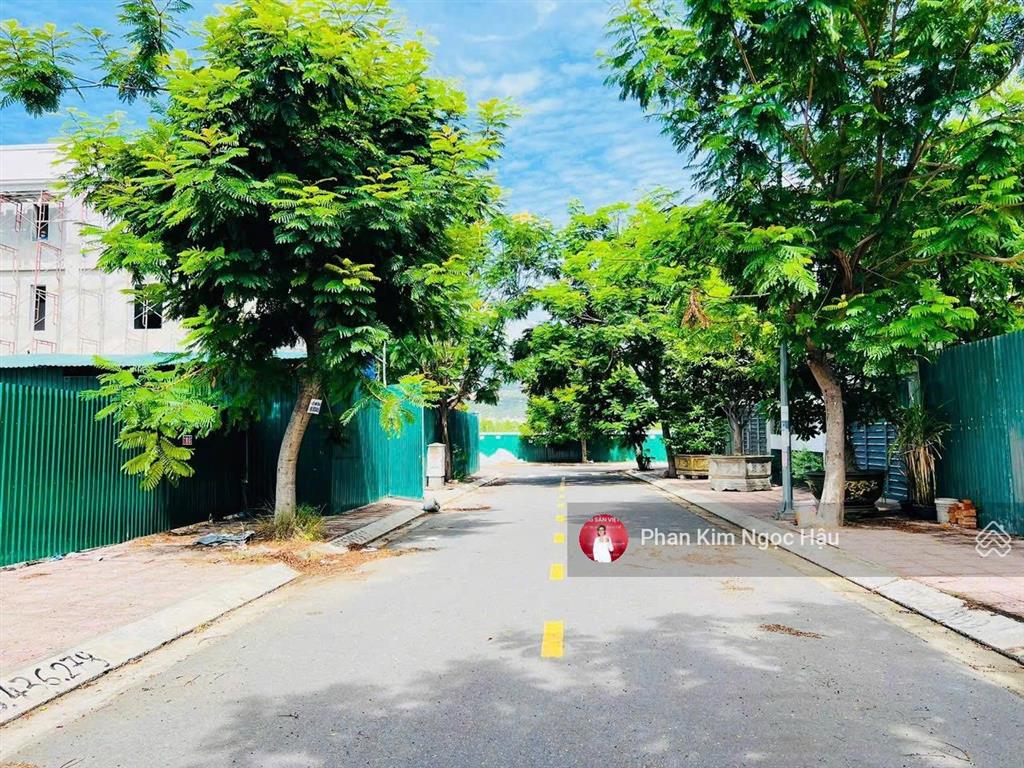 Bán lô đất nền biệt thự khu đô thị hà quang 2 nha trang giá 62 triệu/m2.
