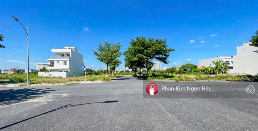Bán lô góc biệt thự 2 mặt tiền gần sông quán trường  mỹ gia gói 4 giá 47 triệu/m2.