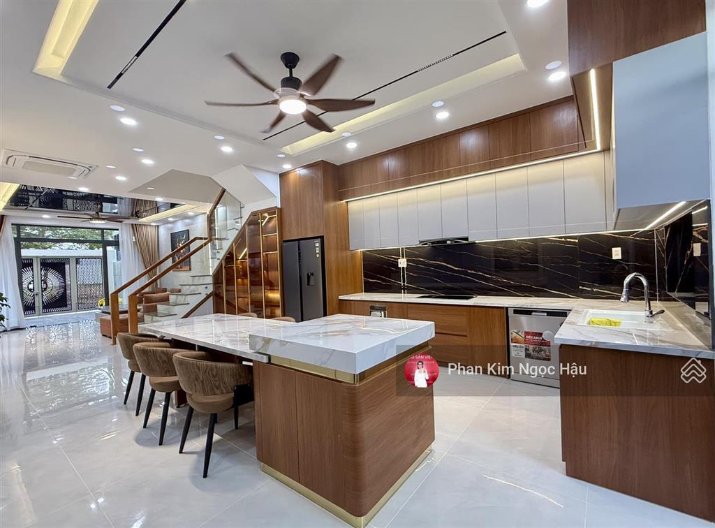 Bán nhà 3 tầng có tum, đường số 47 gần võ nguyên giáp, gần bệnh viên đa khoa khu đô thị mỹ gia nt