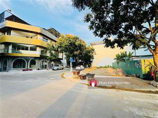 Bán lô góc đẹp đối diện công viên  khu đô thị hà quang 2 nha trang