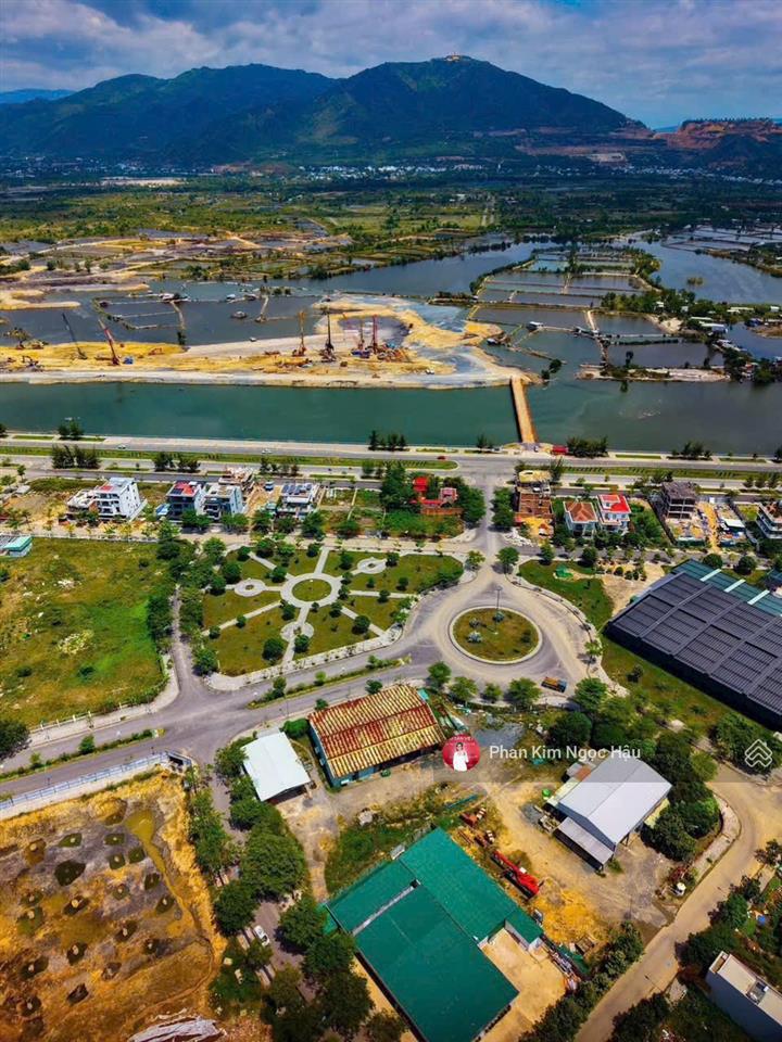 Bán lô nền biệt thự có sổ hồng khu đô thị an bình tân nha trang đối diện công viên thoáng mát