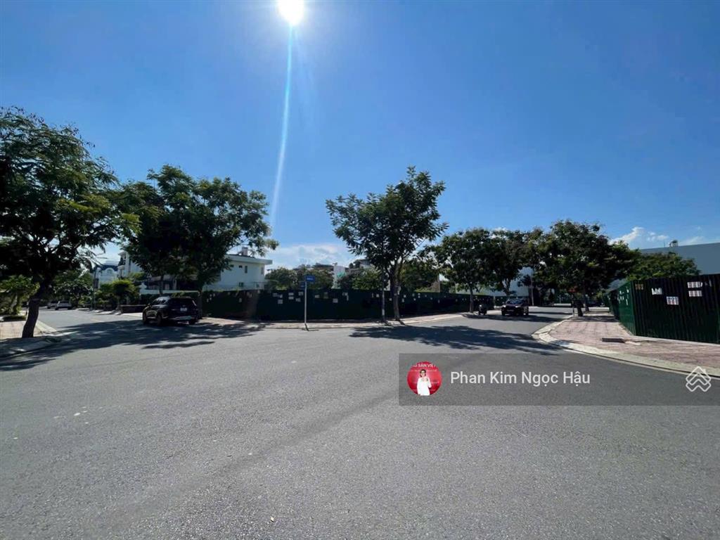 Lô góc biệt thự view công viên đẹp  kđt hà quang 2 nha trang.
