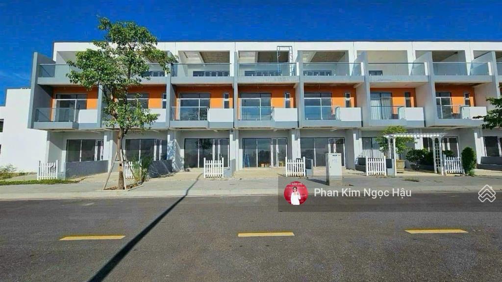 Bán căn shophouse đường 18m kđt mỹ gia gói 8 kvg the capella nha trang giá tốt thị trường