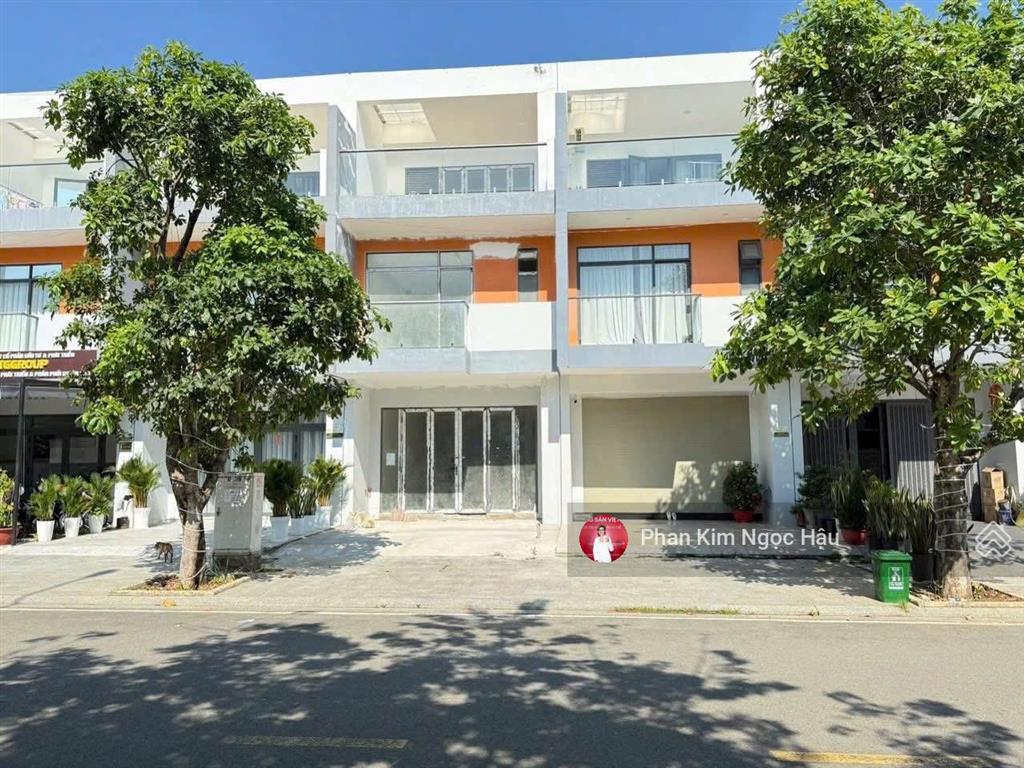 Bán căn shophouse đường 18m kđt mỹ gia gói 8 kvg the capella nha trang giá tốt thị trường