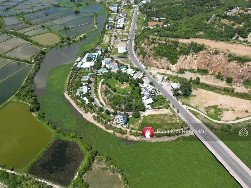 Lô đất nền ven sông tắc, view mặt sông cực đẹp, liền kề khu đô thị sun group nha trang