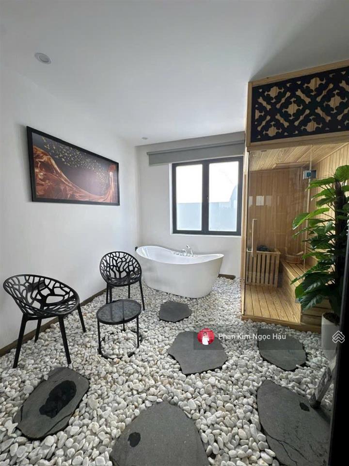 Nhà 3 tầng đối diện hồ bơi gói 8 kđt mỹ gia  the capella nha trang có dòng tiền 40 triệu/tháng