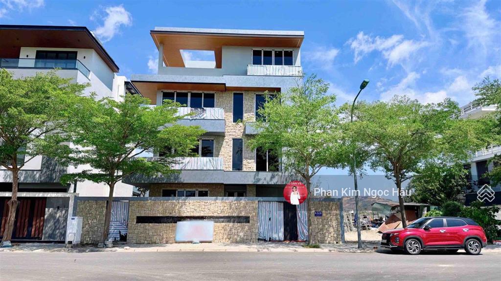 Cần bán căn biệt thự 300m2 view công viên kđt an bình tân nha trang