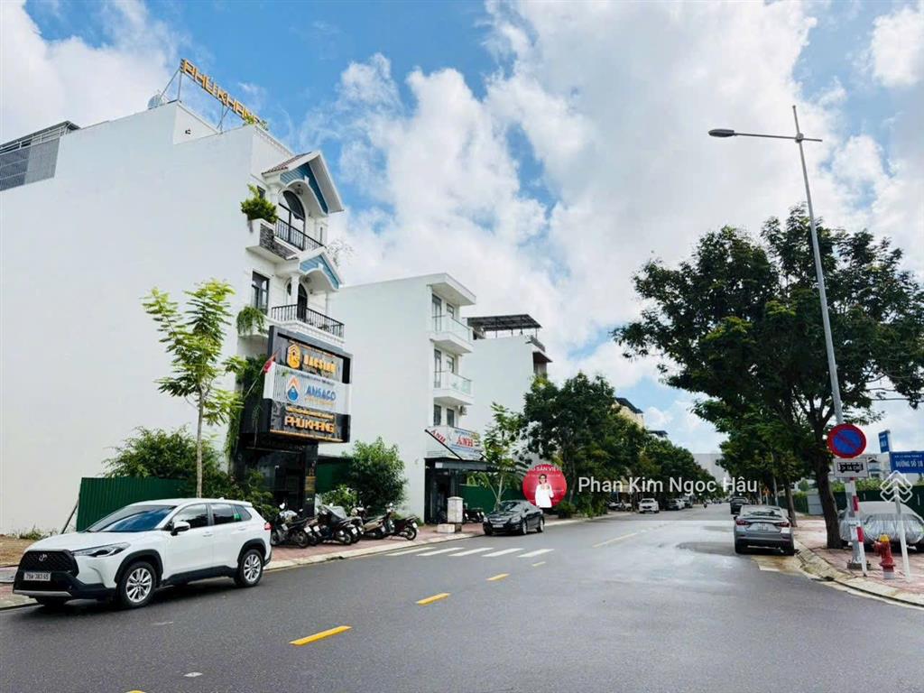 Hà quang 2 mặt tiền đường số 8 đối diện quỹ đất trung tâm thương mại giá 9,8 tỷ