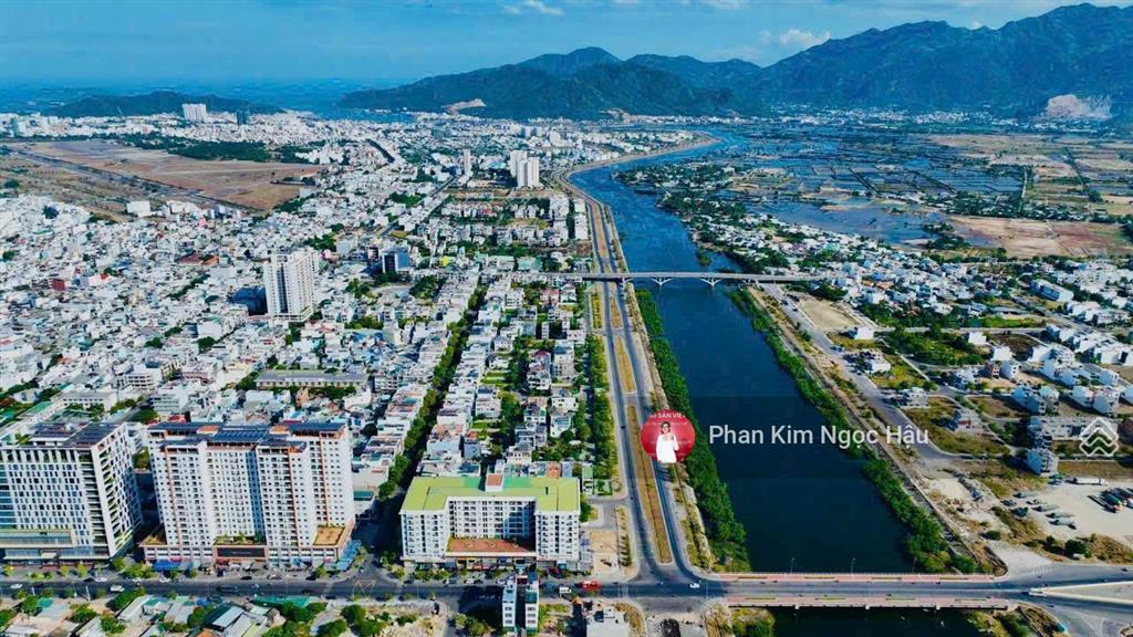 Hà quang 2 mặt tiền đường số 8 đối diện quỹ đất trung tâm thương mại giá 9,8 tỷ