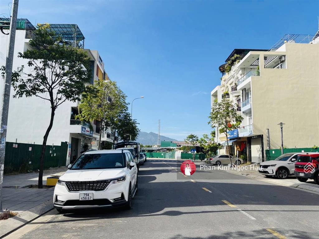 Bán lô đất nền đường thích quảng đức vị trí kinh doanh tốt  khu đô thị hà quang 2 giá 7.4 tỷ