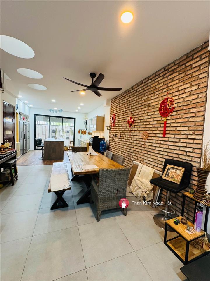 Nhà đẹp 3 tầng mỹ gia gói 2 nha trang đã có sổ hồng giá 9,5 tỷ