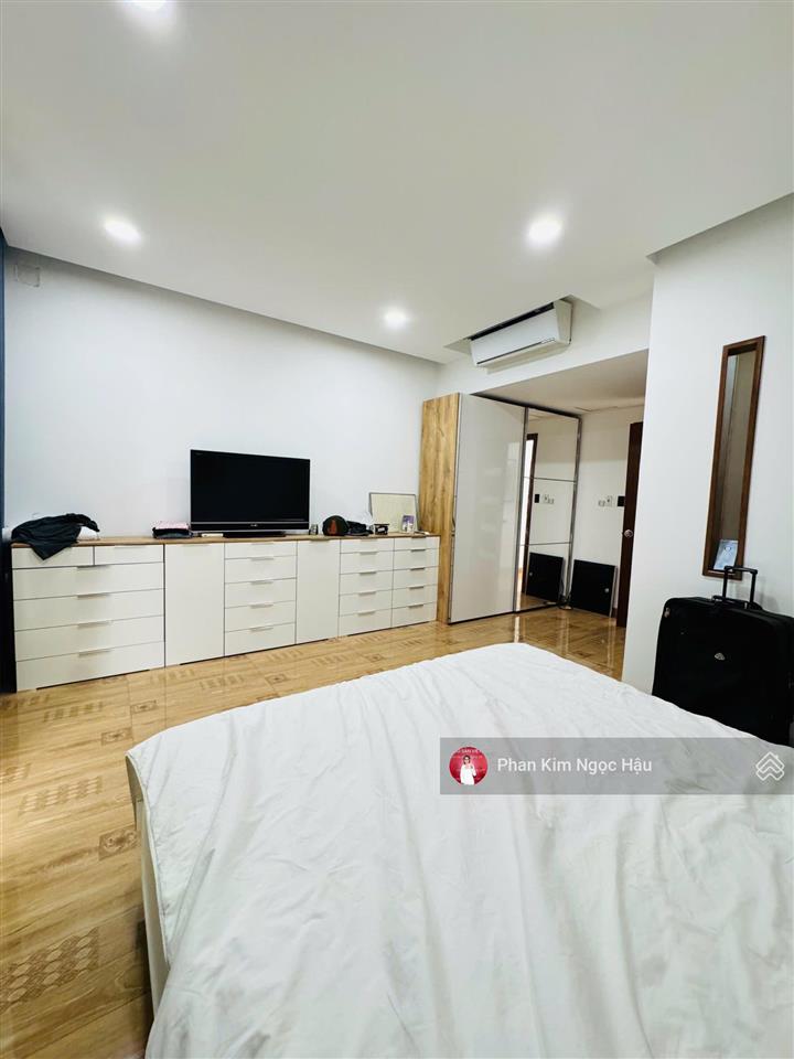 Nhà đẹp 3 tầng mỹ gia gói 2 nha trang đã có sổ hồng giá 9,5 tỷ