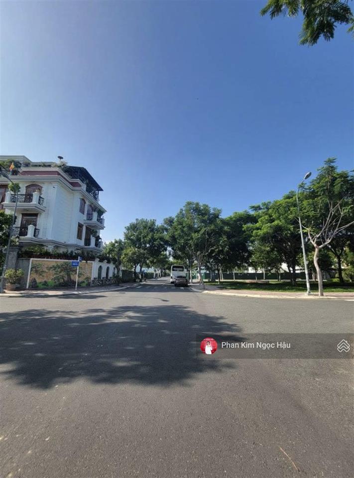 Bạn lô đất ngang 8mét khu đô thị hà quang 2 đường số 2 gần công viên giá 65 triệu/m2.