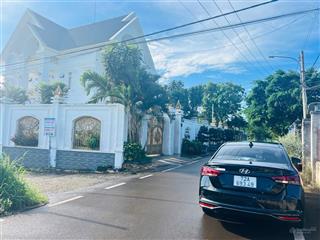 Gần chợ đất đỏ còn lô biệt thự đẹp ạ  đường nhựa phước thọ, tt đất đỏ  tp hcm