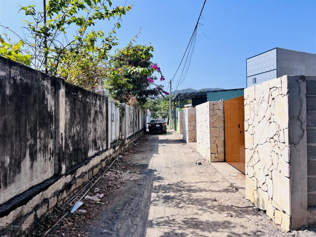 Gần biển phước hải chỉ 800m  còn một lô khách nhanh tay ạ