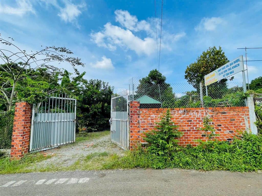 Mãnh vườn trái cây 550m2 ngay xã đất đỏ tp hcm mặt tiền nguyễn thị định giá tốt cho a/c về gần biể