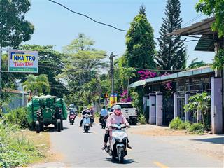 Lô đất vừa ở  đầu tư  kinh doanh đều đẹp ngay sát bên trường học võ thị sáu đất đỏ  tp hcm