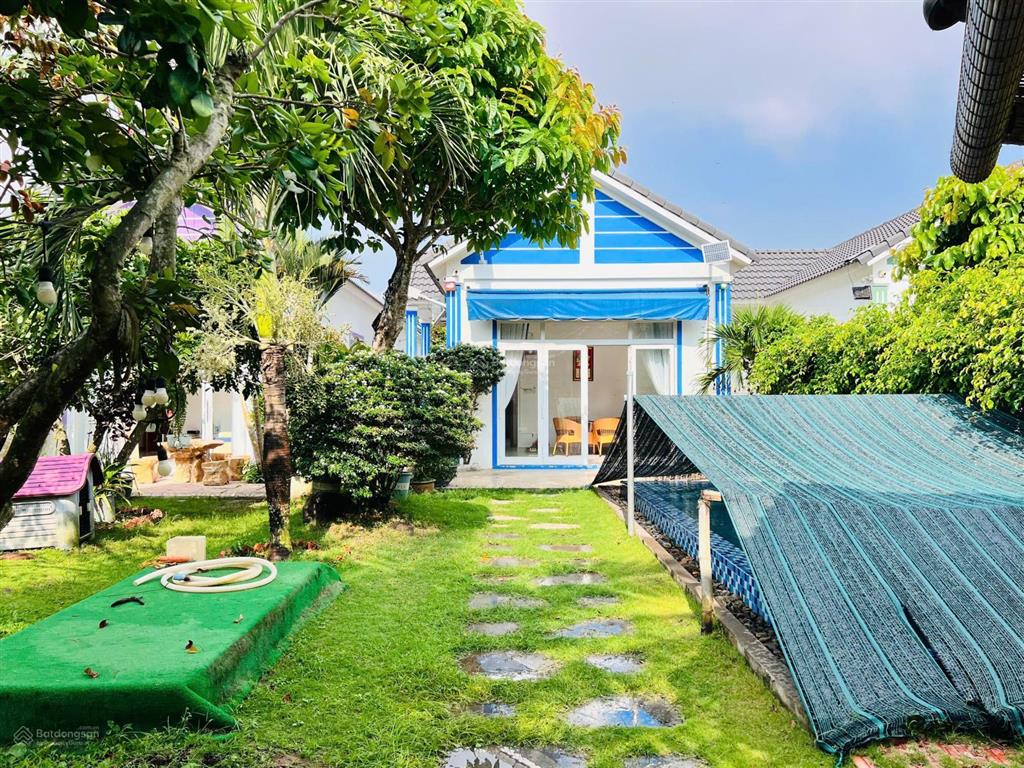 Nhà vườn góc 2 mt 962m2 sẵn 200m2 tc  sẵn căn nhà vườn hồ bơi cảnh quan đầy đủ