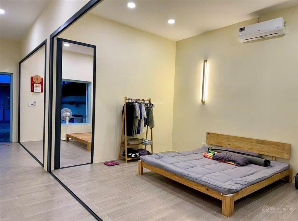 Bán gấp hạ giá từ 2.5tỷ còn chỉ 1tỷ8 quá rẻ  căn nhà vườn khu airhome lộc an đang bán giá tốt ạ