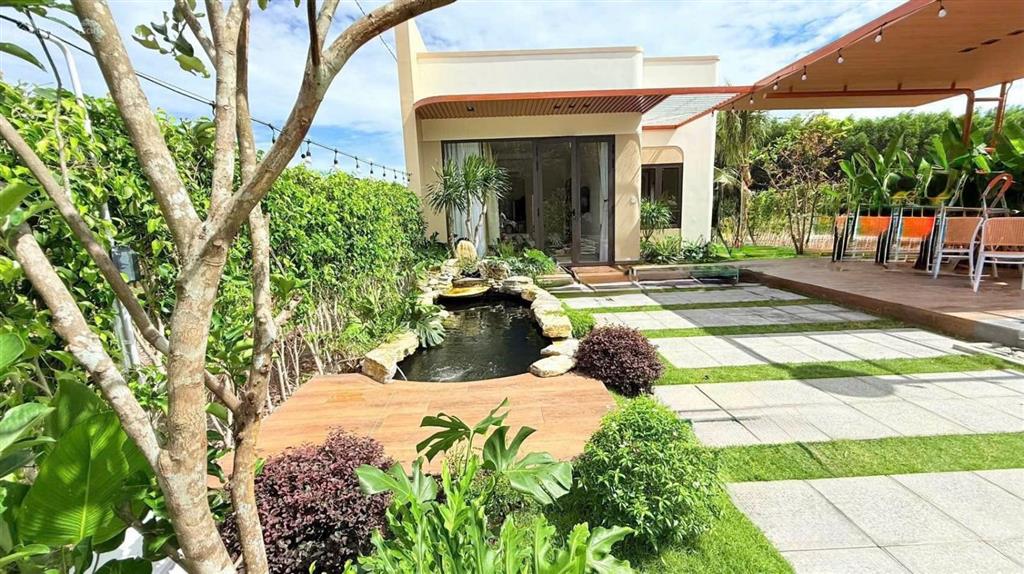 Siêu đẹp chốt ngay ạ  nhà vườn 400m2 sẵn 160m thổ cư  gần biển lộc an hồ tràm thuộc xã đất đỏ 