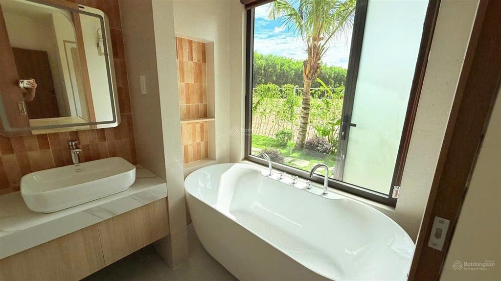 Siêu đẹp chốt ngay ạ  nhà vườn 400m2 sẵn 160m thổ cư  gần biển lộc an hồ tràm thuộc xã đất đỏ 