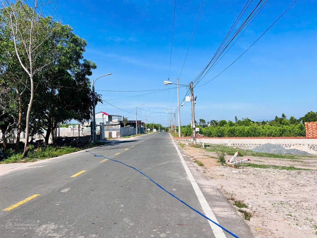 Siêu đẹp view lúa mặt tiền đường nhựa 12m ngay gần biển lộc an  hồ tràm 4km