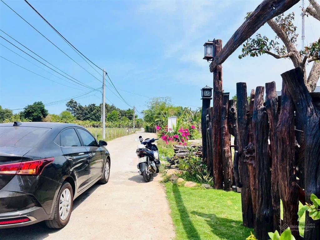Bán nhà vườn xã đất đỏ  tphcm chỉ 2,3 tỷ tl