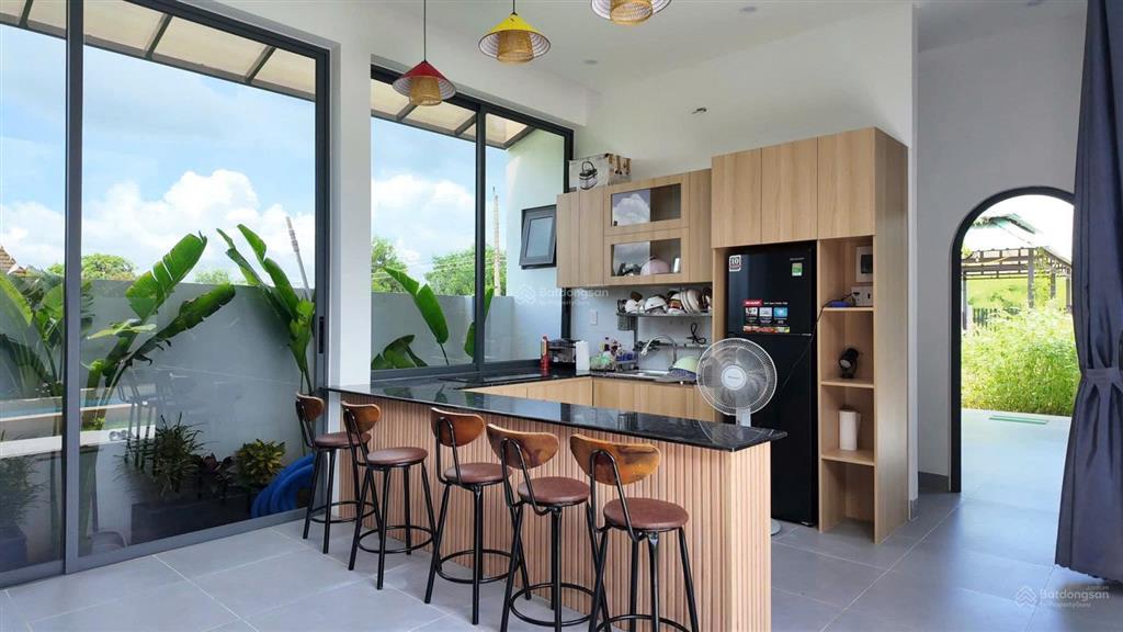 Bán căn nhà vườn đầy đủ công năng tại xã đất đỏ  tp hồ chí minh