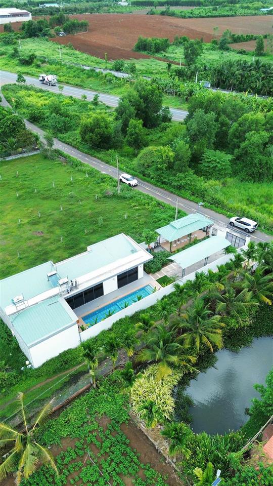 Bán căn nhà vườn đầy đủ công năng tại xã đất đỏ  tp hồ chí minh
