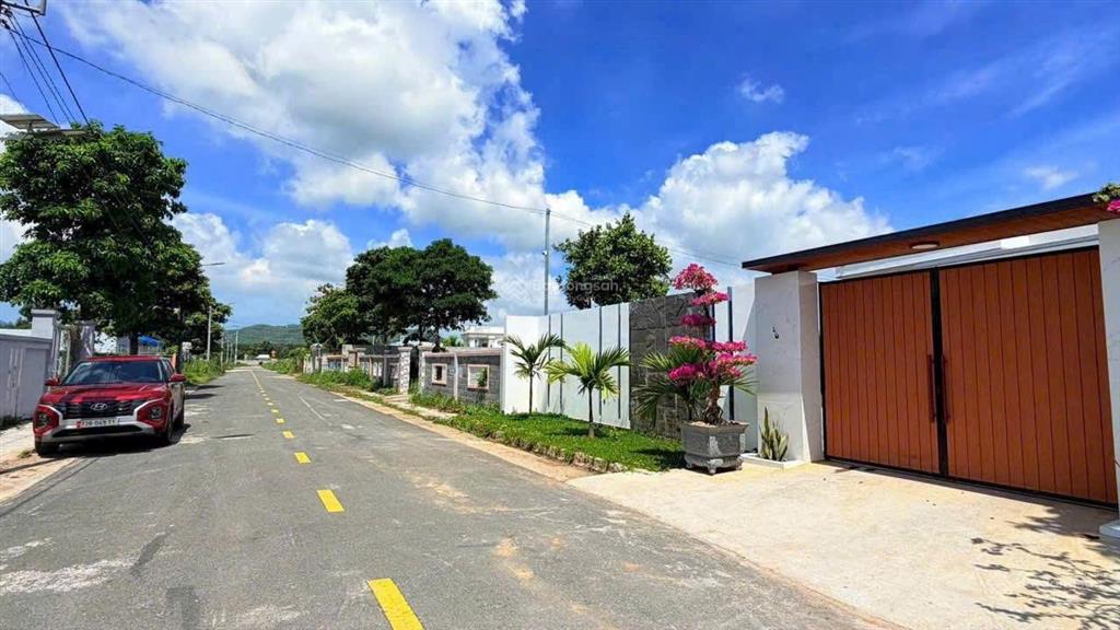 Bán nhà vườn đẹp  chill  sang  gần biển phước hải