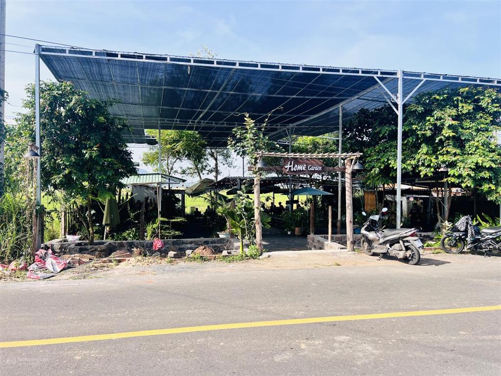 Căn này khách lấy về an cư lạc nghiệp là quá đẹp luôn ạ, ngay trung tâm xã đất đỏ  tp hcm