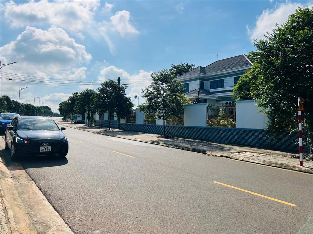 Lô đất đẹp đầu tư  bán đất mặt tiền đường quy hoạch số 2 (tạ văn sáu) trấn đất đỏ
