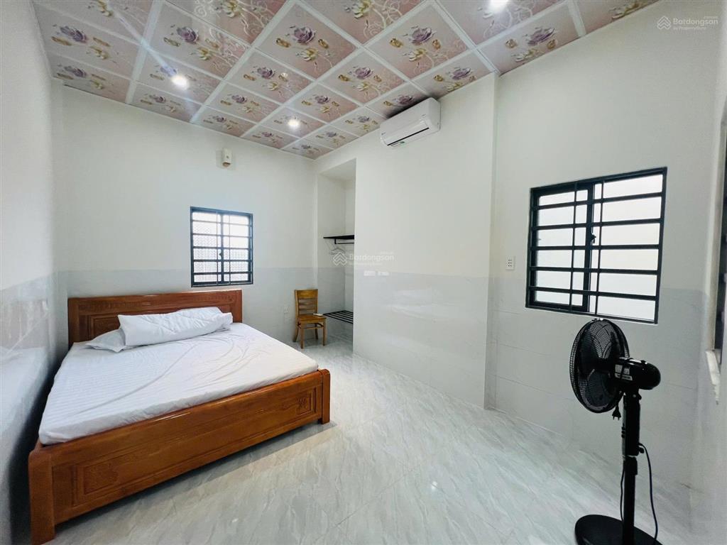 Lên căn nhà đẹp cách chợ đất đỏ 500m  đầy đủ nội thất dọn vào ở ngay