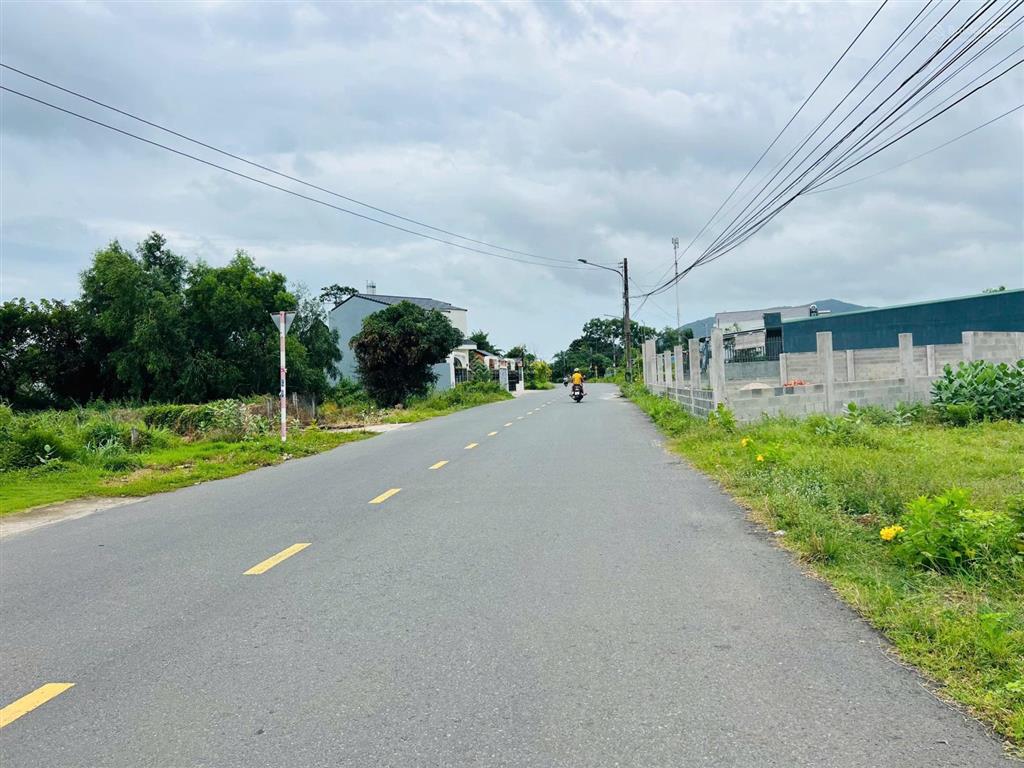 Nhà vườn gỗ mái ngói cách biển phước hải chỉ 3,5km  chủ kẹt tiền bán gấp