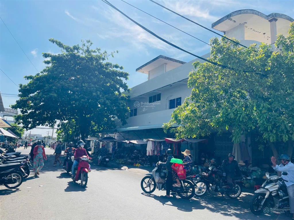 Vị trí sinh ra vàng! góc 3 mặt tiền chợ phước hải!!! kinh doanh siêu đắt địa