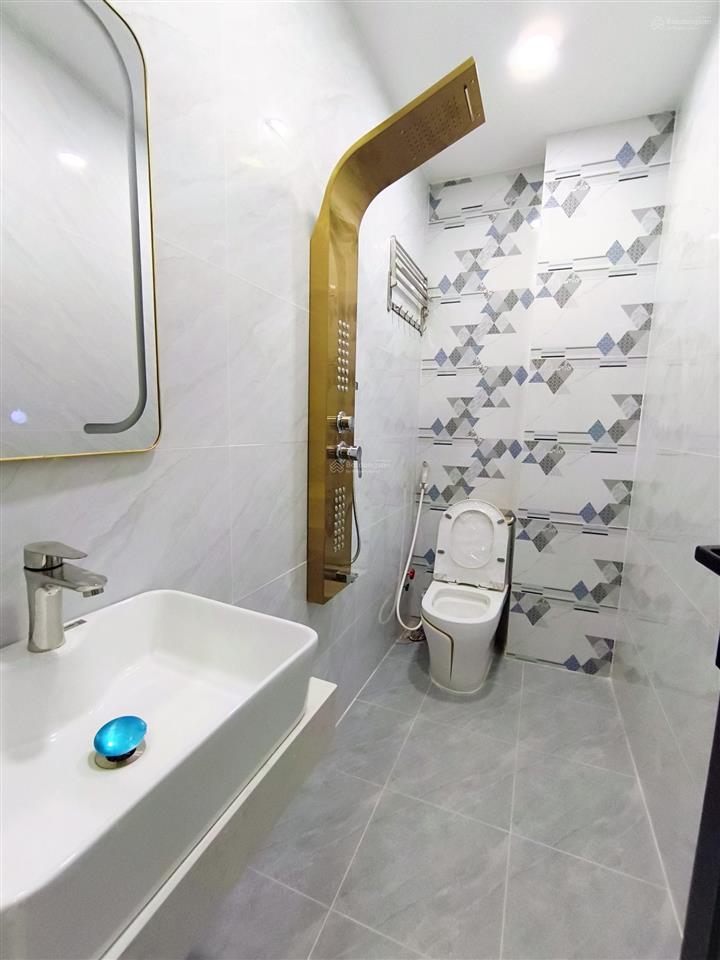 Chính chủ gửi ace môi giới chạy giúp mình căn nhà 55/107a tây lân
